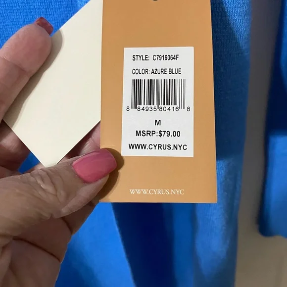 Beautiful Knit Cardigan NWT in Azure Blue by Cyrus. - Picture 5 of 6